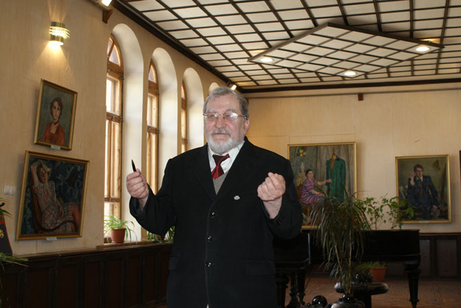 p580.jpg (66018 bytes)
